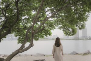 girl, lonely, japan-3758607.jpg